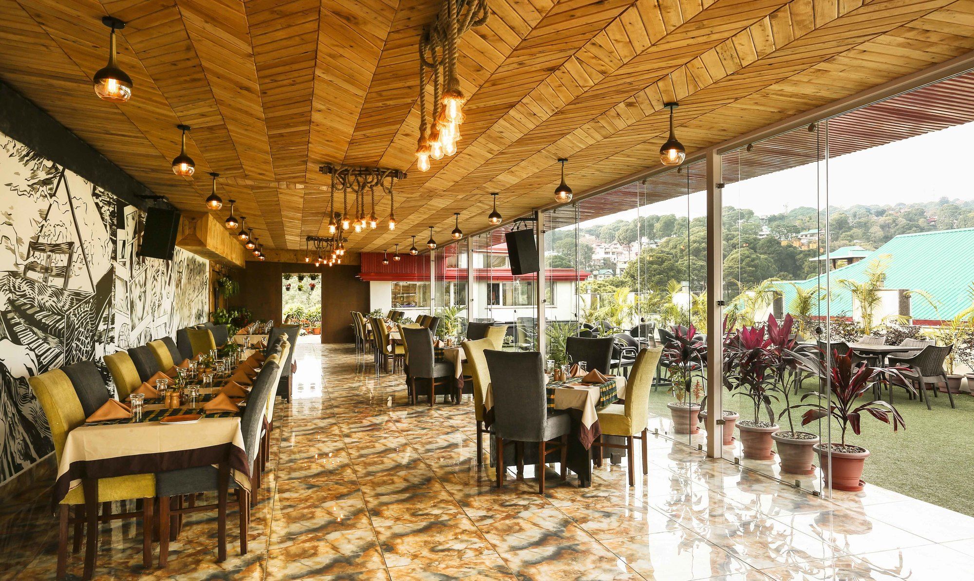 Treebo Trend Gk Conifer Hotel Dharamshala Bagian luar foto